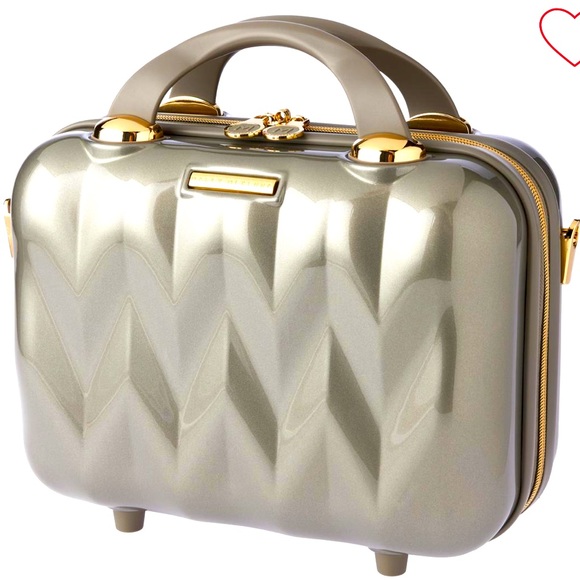 Marcy McKenna Handbags - Marcy McKenna 2-1 Essential Makeup & Beauty Case
